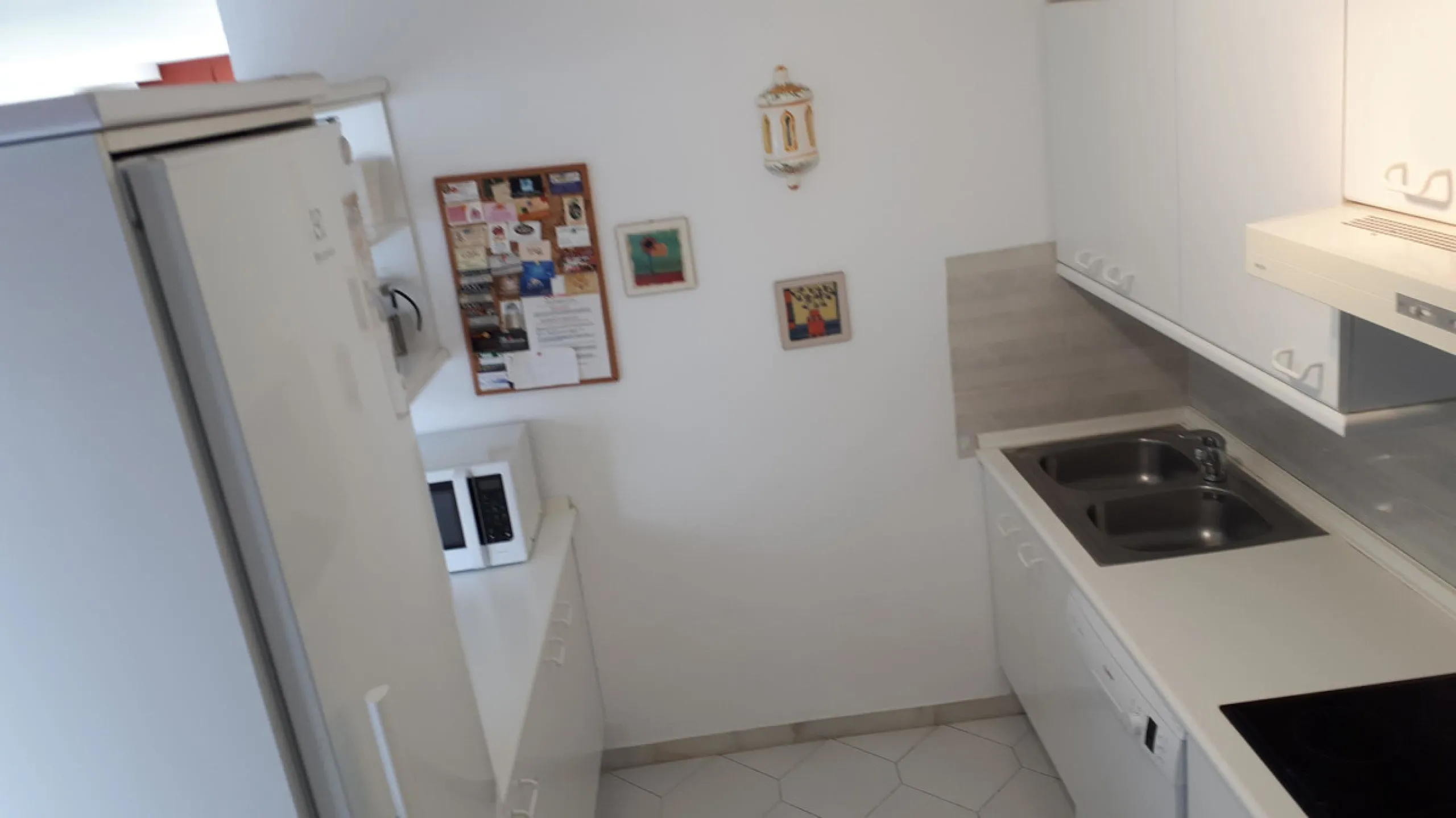 FANTASTIC PROPERTY WITH LOVELY SEA VIEWS