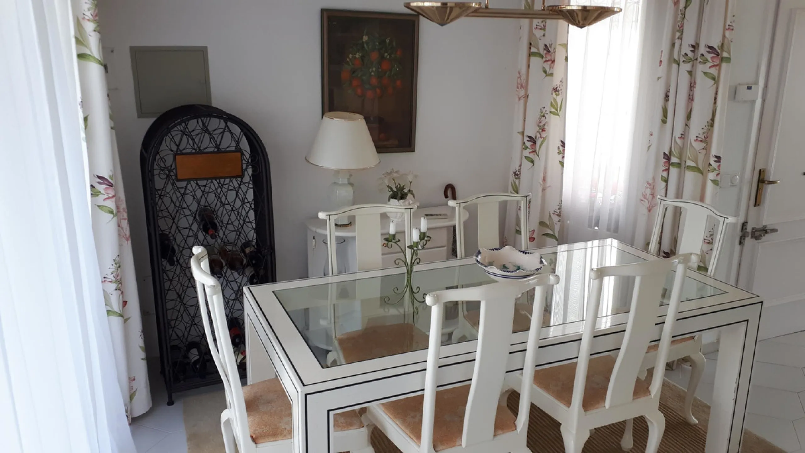 FANTASTIC PROPERTY WITH LOVELY SEA VIEWS