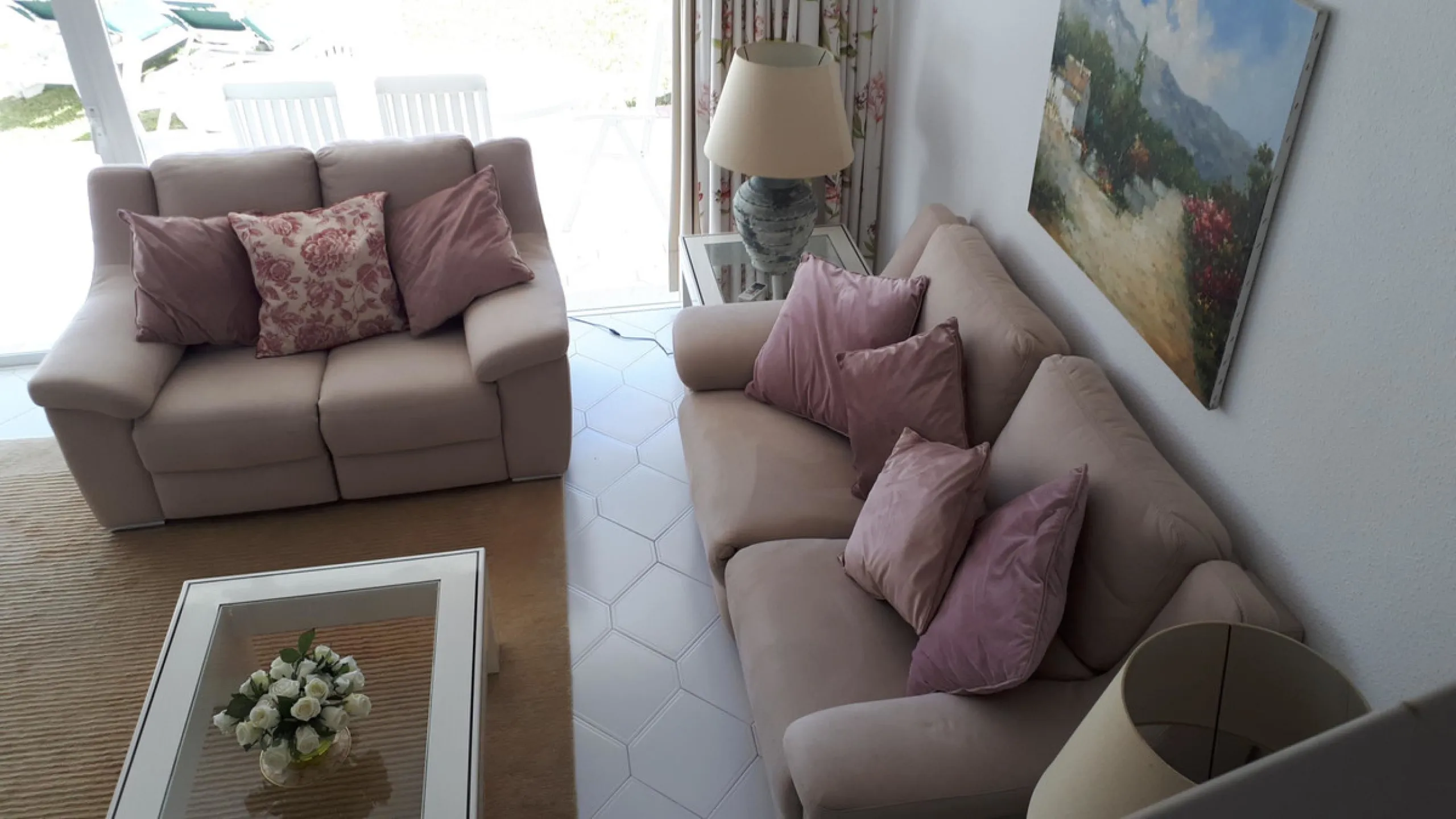 FANTASTIC PROPERTY WITH LOVELY SEA VIEWS