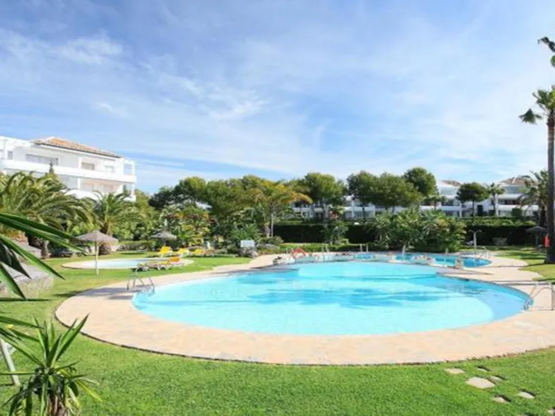 FANTASTIC PROPERTY WITH LOVELY SEA VIEWS