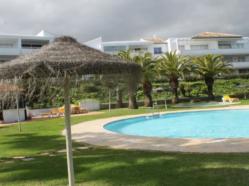 FANTASTIC PROPERTY WITH LOVELY SEA VIEWS