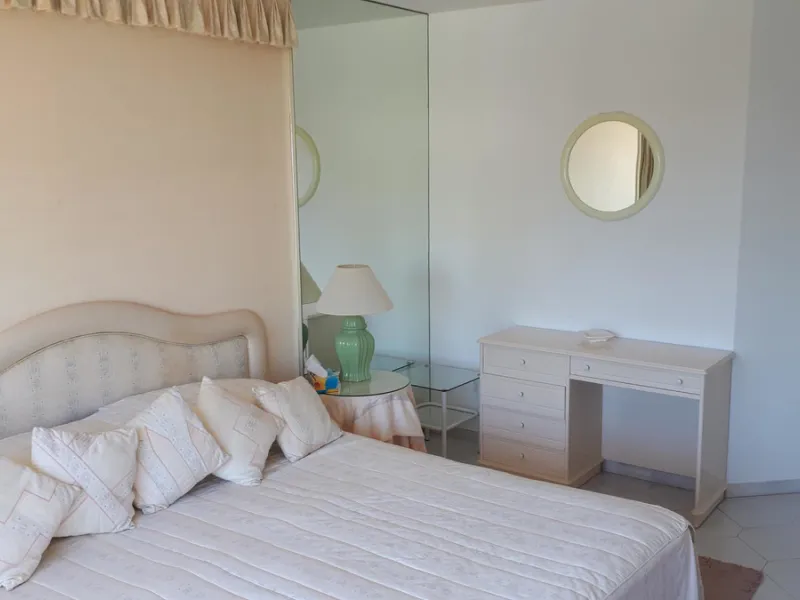 FANTASTIC PROPERTY WITH LOVELY SEA VIEWS