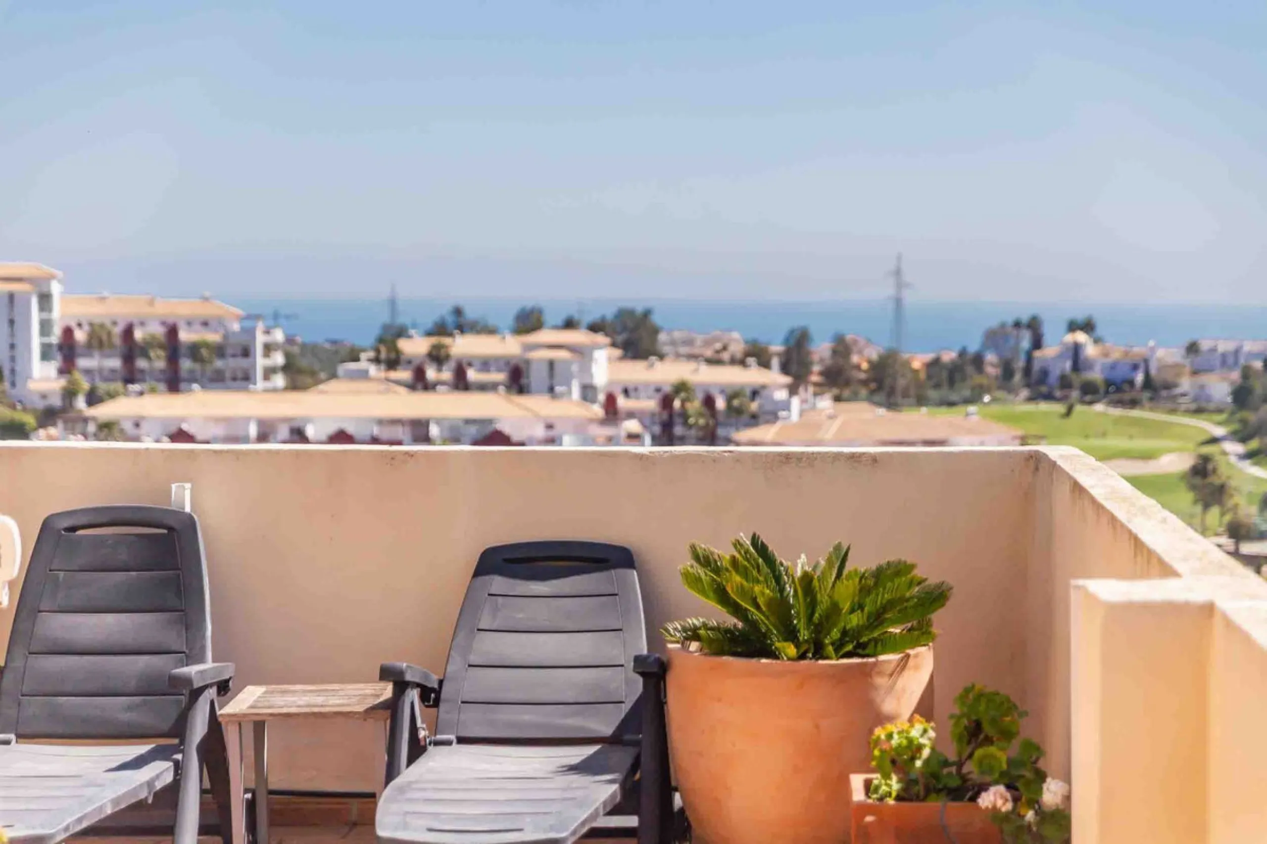Apartment - Penthouse в продаже в Mijas, Málaga. В доме 3 спален и 2 ванных комнат. Площадь дома 106 м²