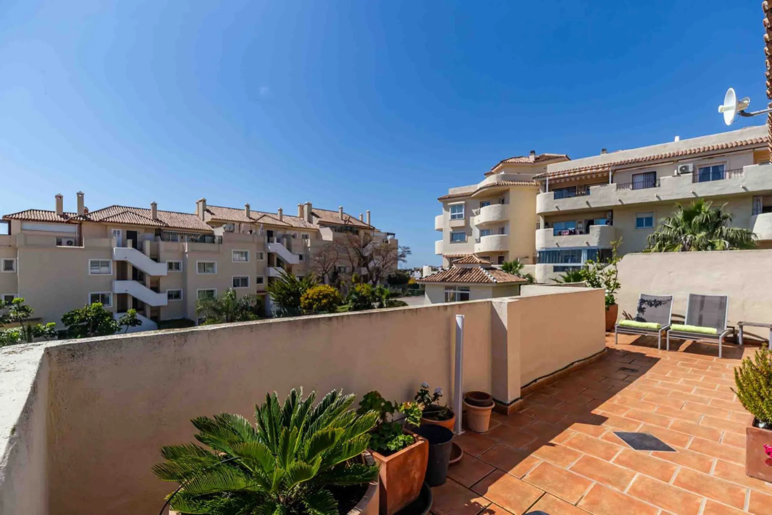 Apartment - Penthouse в продаже в Mijas, Málaga. В доме 3 спален и 2 ванных комнат. Площадь дома 106 м²