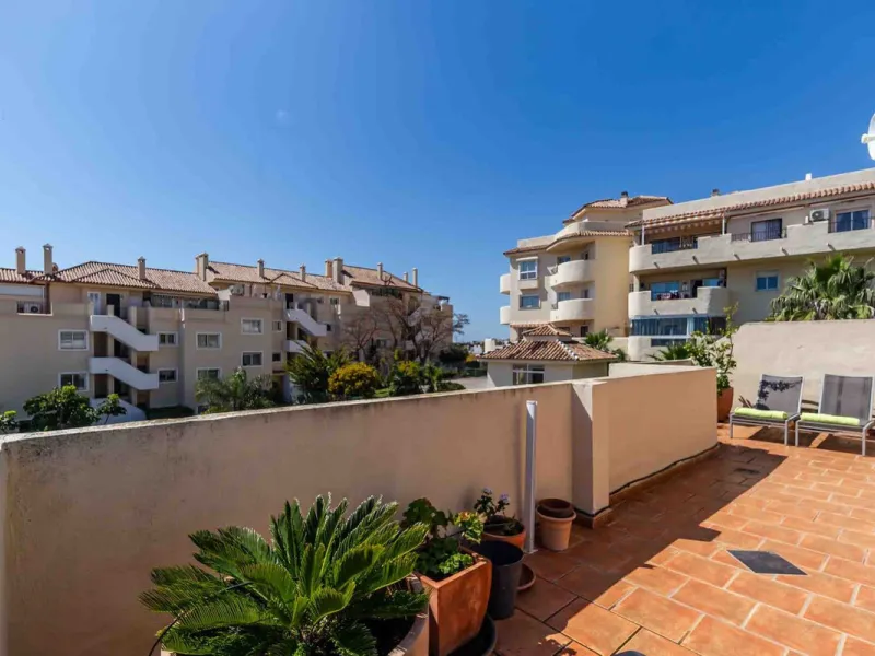 Apartment - Penthouse в продаже в Mijas, Málaga. В доме 3 спален и 2 ванных комнат. Площадь дома 106 м²