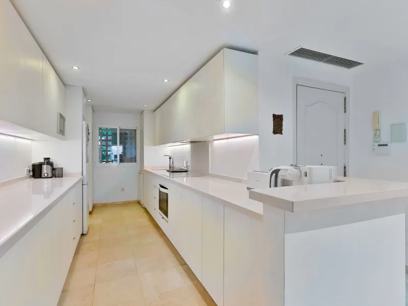 Ground Floor Apartment with 3 bedrooms for Sale in Sierra Blanca