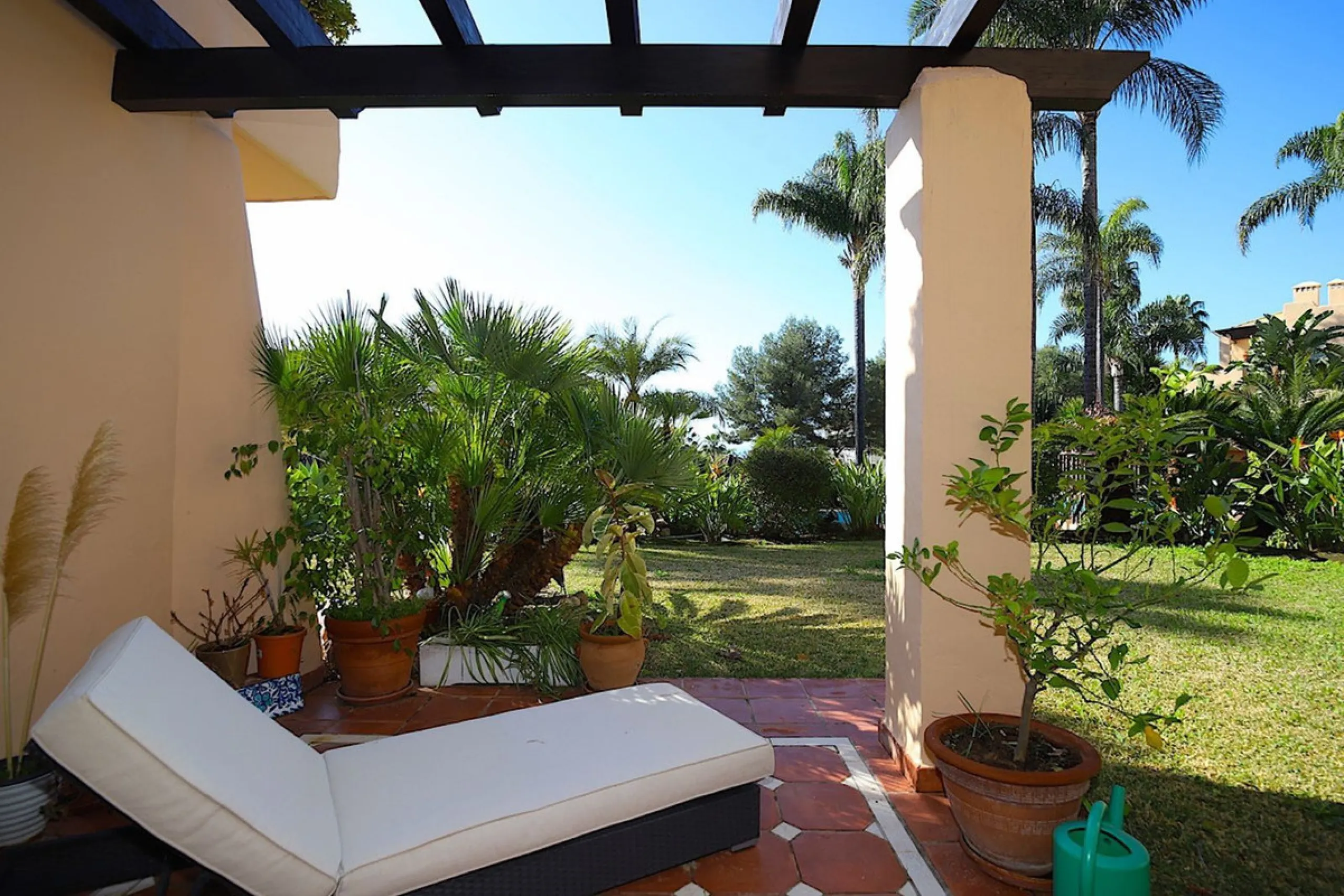 Ground Floor Apartment with 3 bedrooms for Sale in Sierra Blanca