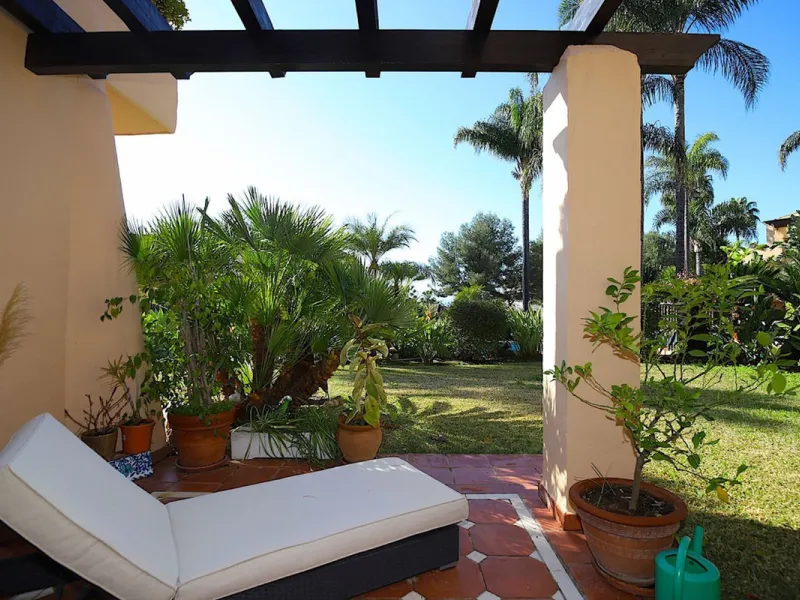 Ground Floor Apartment with 3 bedrooms for Sale in Sierra Blanca