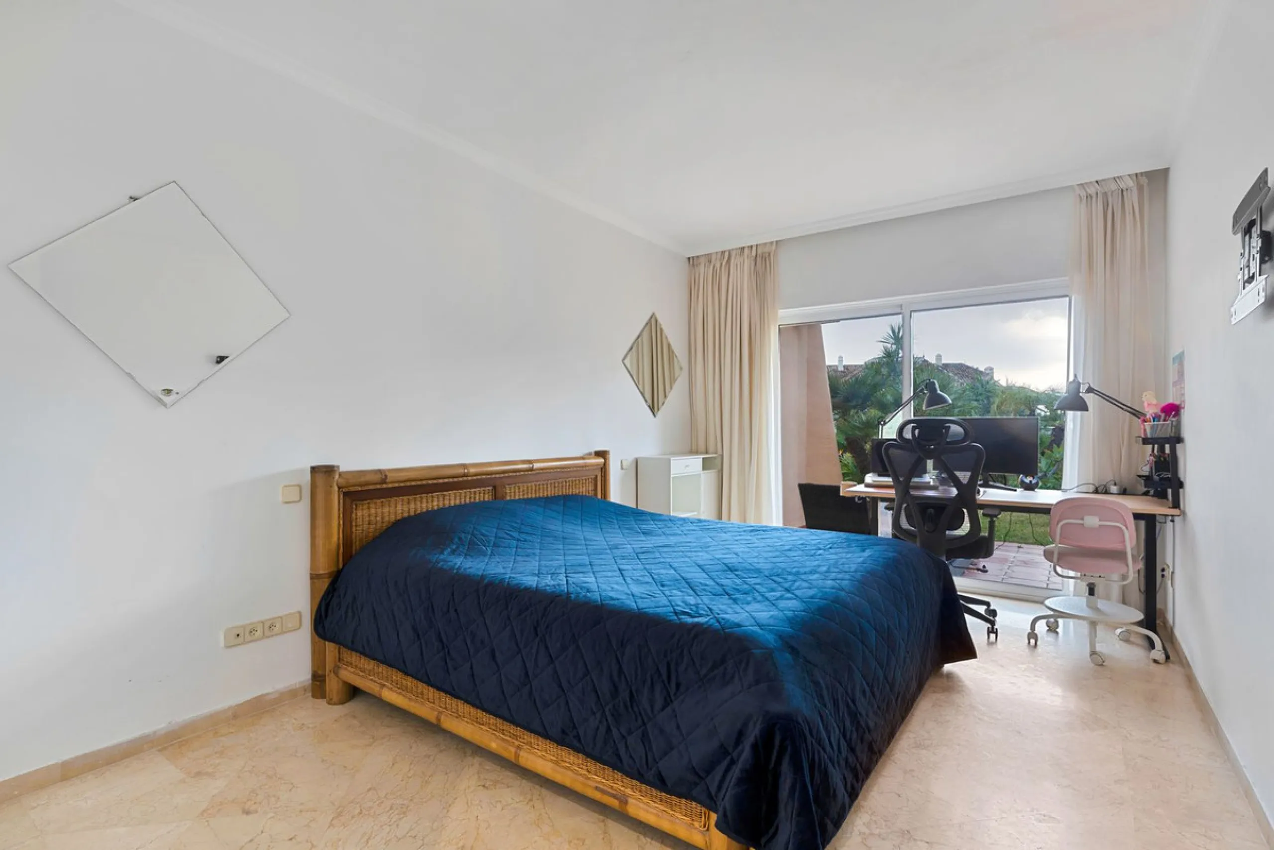 Ground Floor Apartment with 3 bedrooms for Sale in Sierra Blanca