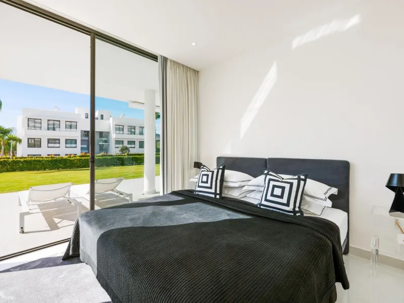 Nestled in the prestigious Cataleya Phase 2, this stunning ground-floor 3-bedroom apartment offers the perfect blend of contemporary elegance, outdoor living, and prime location. Set within a gated community known for its low-density design, sustainable g