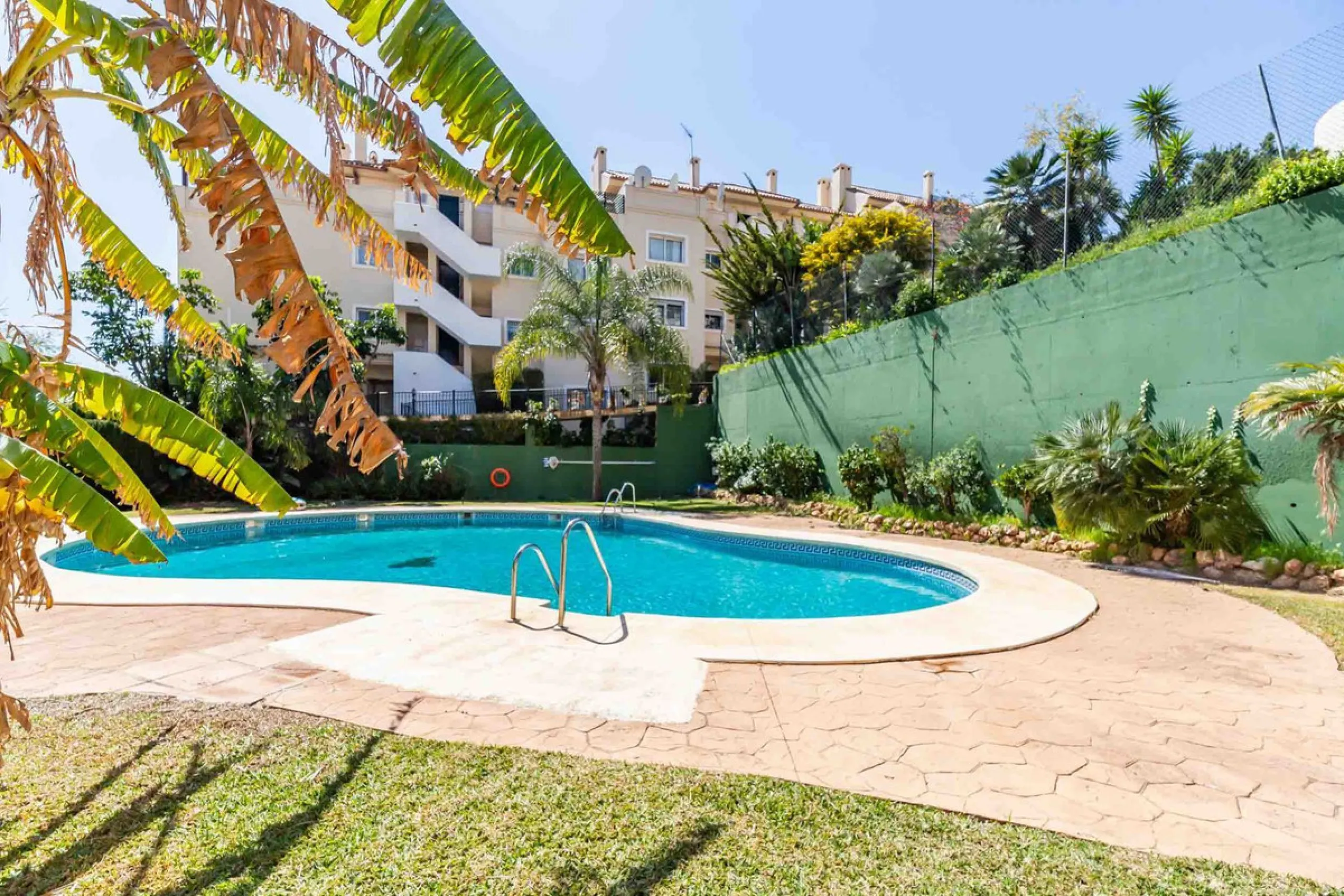 Apartment - Penthouse в продаже в Mijas, Málaga. В доме 3 спален и 2 ванных комнат. Площадь дома 106 м²