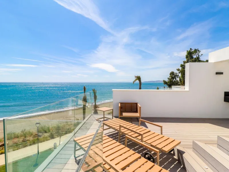 Luxury Beachfront Townhouse in Guadalobón, Estepona with Panoramic Views