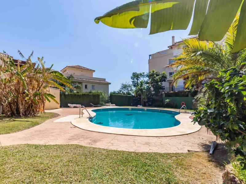 Apartment - Penthouse в продаже в Mijas, Málaga. В доме 3 спален и 2 ванных комнат. Площадь дома 106 м²