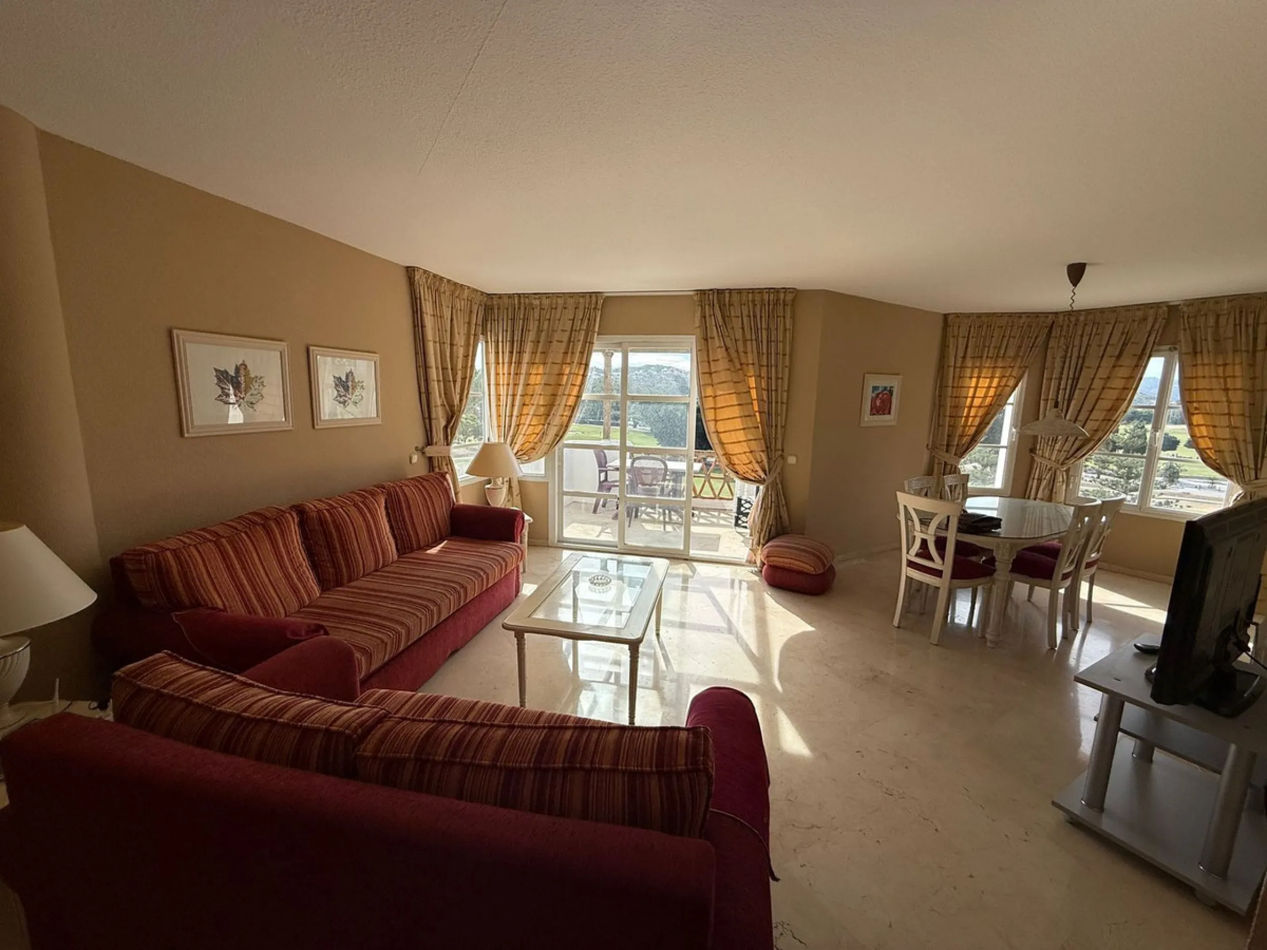 Top-Floor Apartment with Private Solarium & Golf Views – Mijas Golf