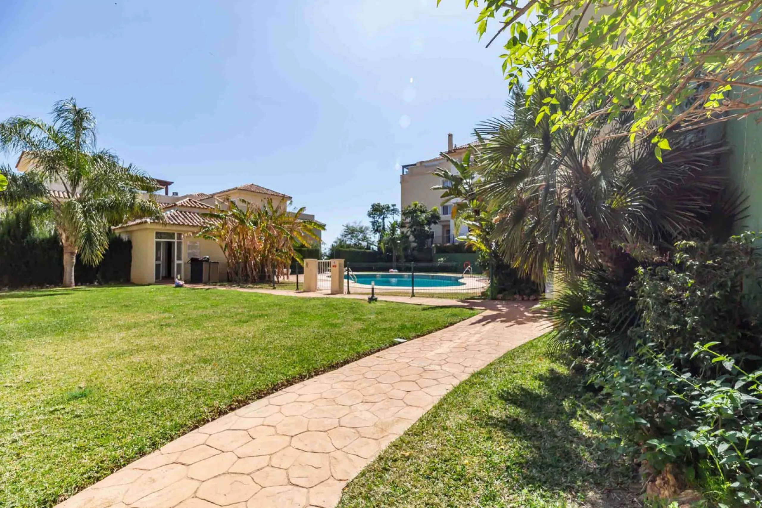 Apartment - Penthouse в продаже в Mijas, Málaga. В доме 3 спален и 2 ванных комнат. Площадь дома 106 м²