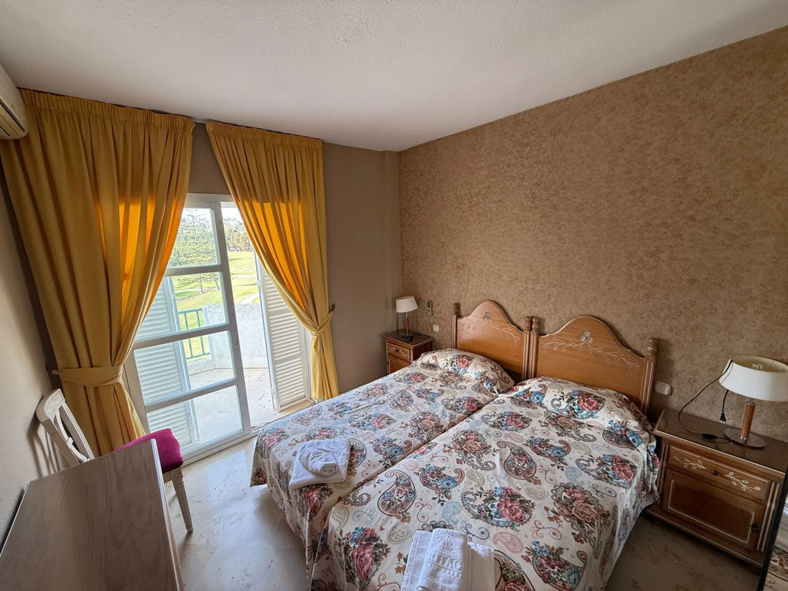 Top-Floor Apartment with Private Solarium & Golf Views – Mijas Golf