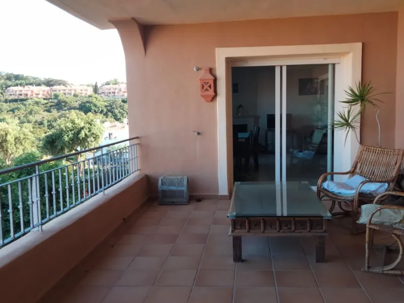 Discover this beautiful 2-bedroom 'penthouse-like feel' middle-floor apartment perfectly positioned in the prestigious enclave of La Mairena / Elviria Alta on Marbella's sought-after east coast. Surrounded by natural beauty, SEA and mountain views, this e