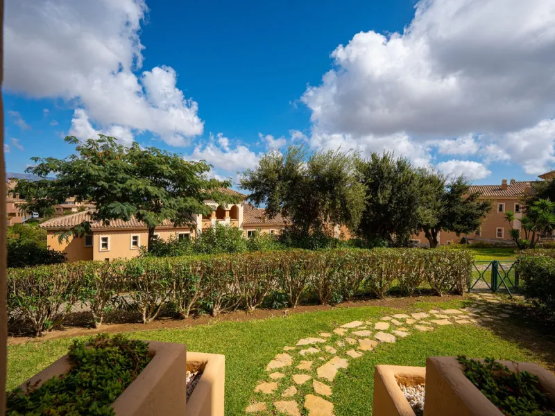 Discover this beautiful 2-bedroom 'penthouse-like feel' middle-floor apartment perfectly positioned in the prestigious enclave of La Mairena / Elviria Alta on Marbella's sought-after east coast. Surrounded by natural beauty, SEA and mountain views, this e