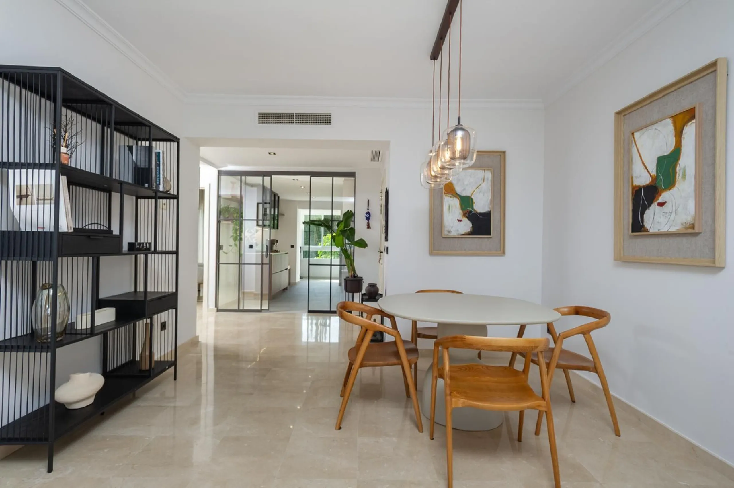 Apartment - Penthouse в продаже в Benahavís, Málaga. В доме 3 спален и 3 ванных комнат. Площадь дома 148 м²