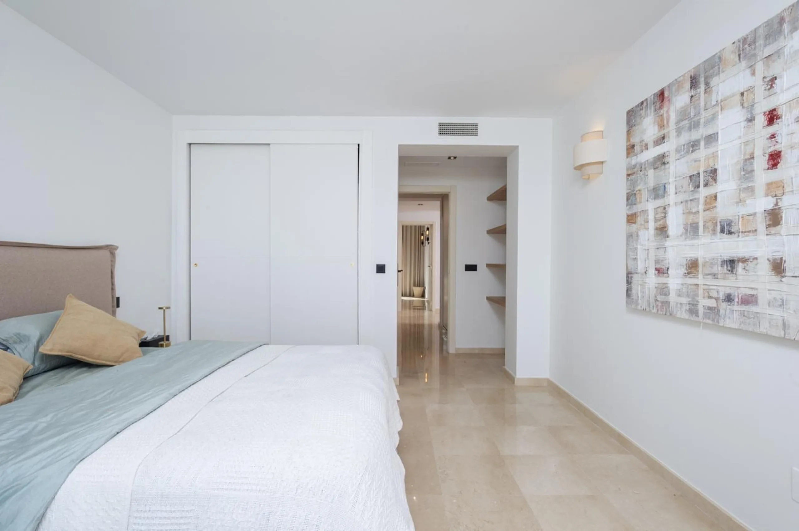 Apartment - Penthouse в продаже в Benahavís, Málaga. В доме 3 спален и 3 ванных комнат. Площадь дома 148 м²