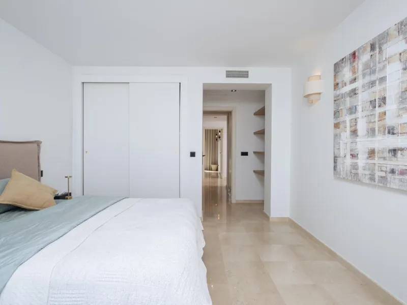 Apartment - Penthouse в продаже в Benahavís, Málaga. В доме 3 спален и 3 ванных комнат. Площадь дома 148 м²
