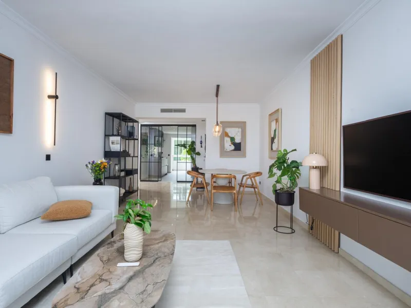 Apartment - Penthouse в продаже в Benahavís, Málaga. В доме 3 спален и 3 ванных комнат. Площадь дома 148 м²