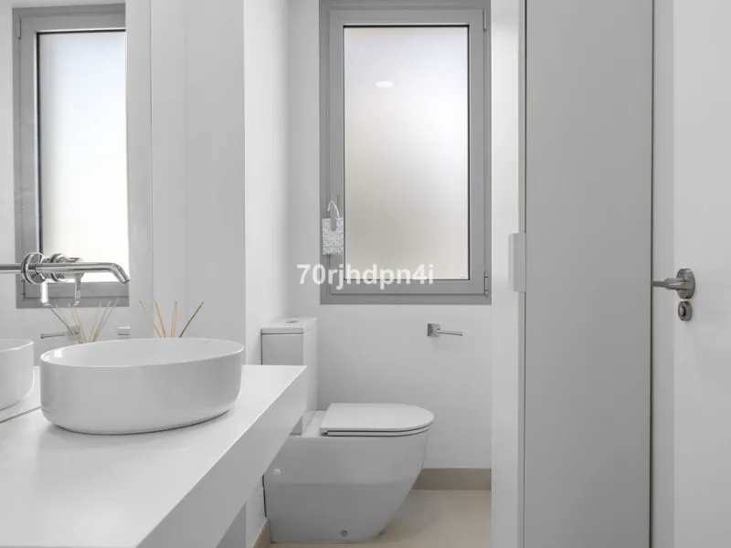 Modern first-floor apartment in ONE Residences, Calanova Golf, offering panoramic sea and golf views. South-facing with a spacious 40 m² terrace.
