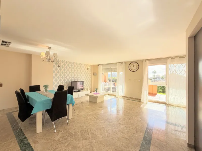 WONDERFUL CORNER TOWNHOUSE WITH SEA VIEWS, LARGE GARDEN, SOLARIUM AND PRIVATE ELEVATOR, ESTEPONA