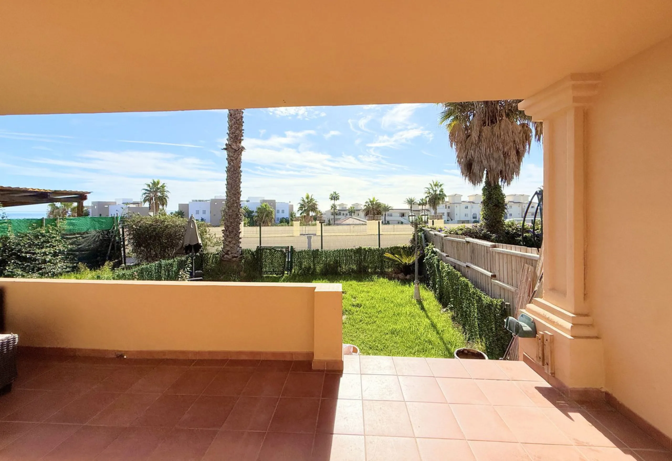 WONDERFUL CORNER TOWNHOUSE WITH SEA VIEWS, LARGE GARDEN, SOLARIUM AND PRIVATE ELEVATOR, ESTEPONA