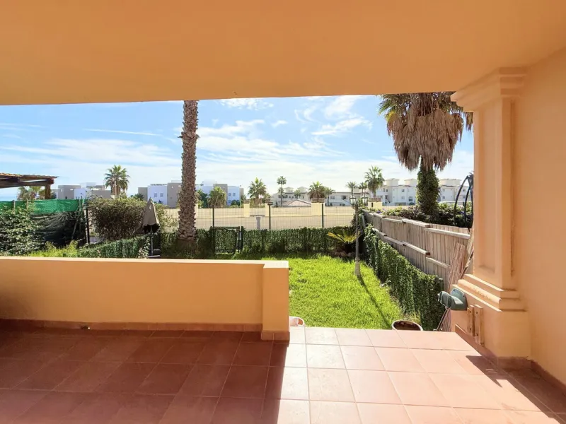 WONDERFUL CORNER TOWNHOUSE WITH SEA VIEWS, LARGE GARDEN, SOLARIUM AND PRIVATE ELEVATOR, ESTEPONA