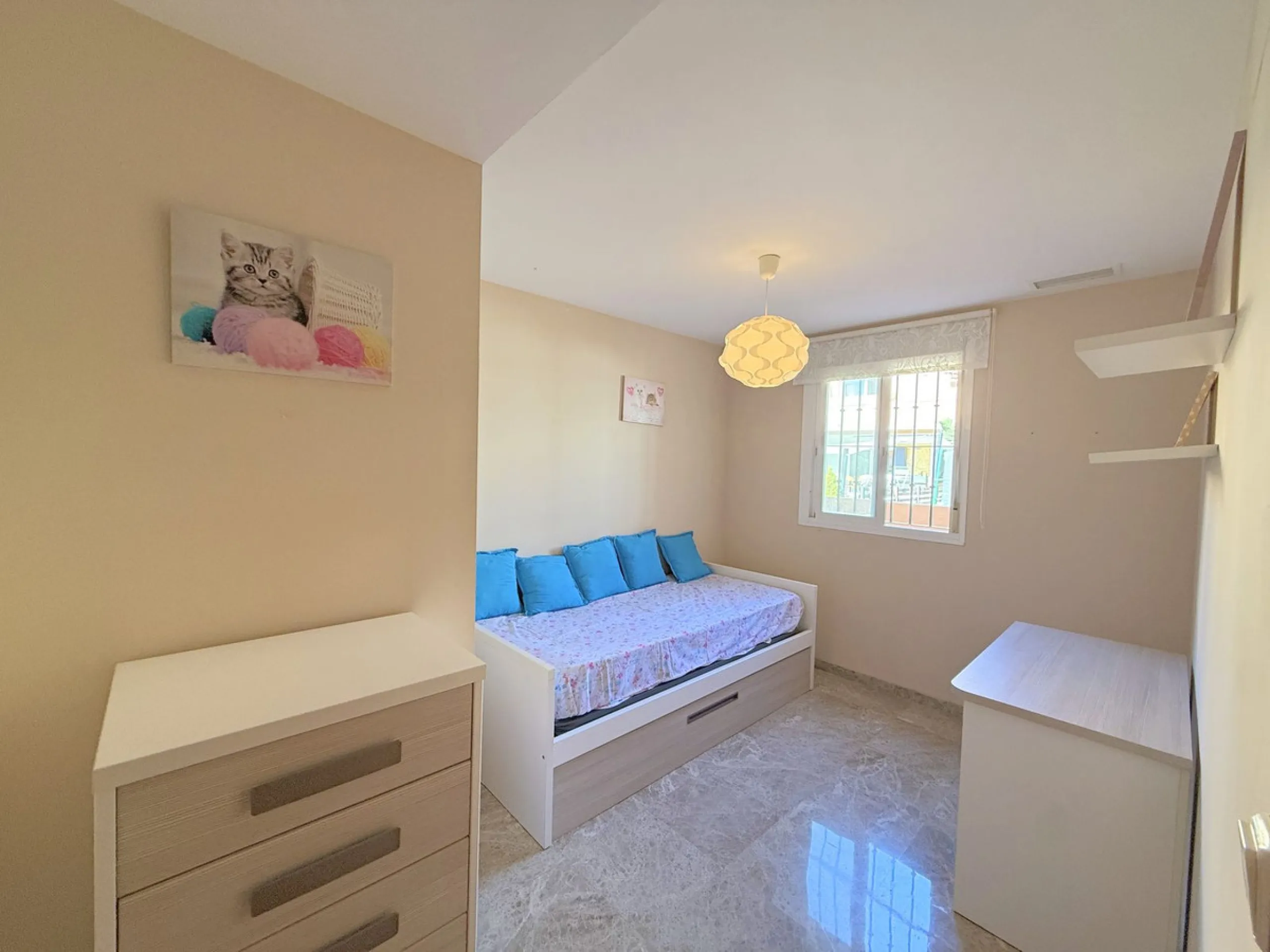 WONDERFUL CORNER TOWNHOUSE WITH SEA VIEWS, LARGE GARDEN, SOLARIUM AND PRIVATE ELEVATOR, ESTEPONA