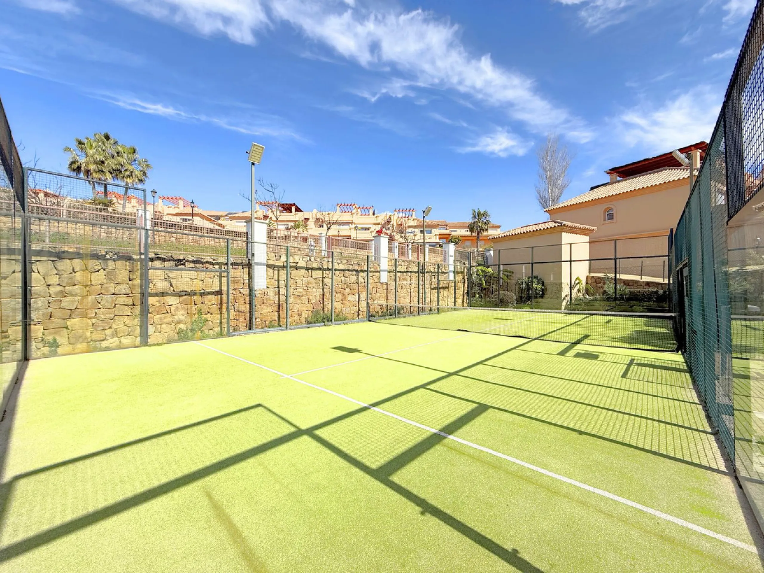 WONDERFUL CORNER TOWNHOUSE WITH SEA VIEWS, LARGE GARDEN, SOLARIUM AND PRIVATE ELEVATOR, ESTEPONA
