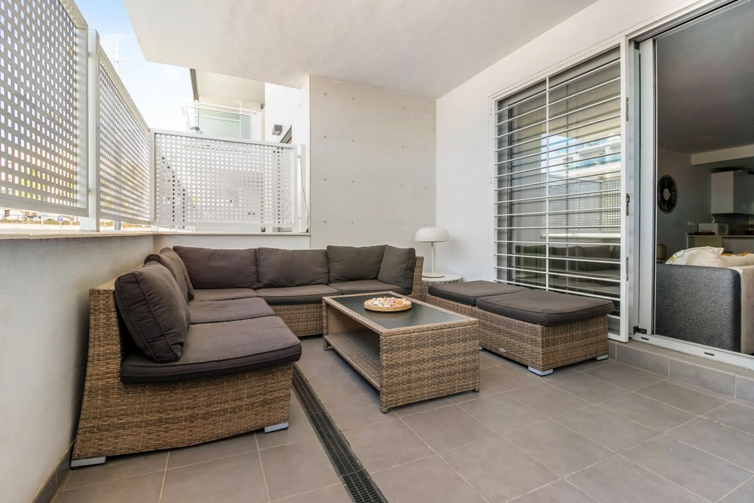 Apartment - Ground Floor Apartment в продаже в Torrox, Málaga. В доме 3 спален и 2 ванных комнат. Площадь дома 81 м²
