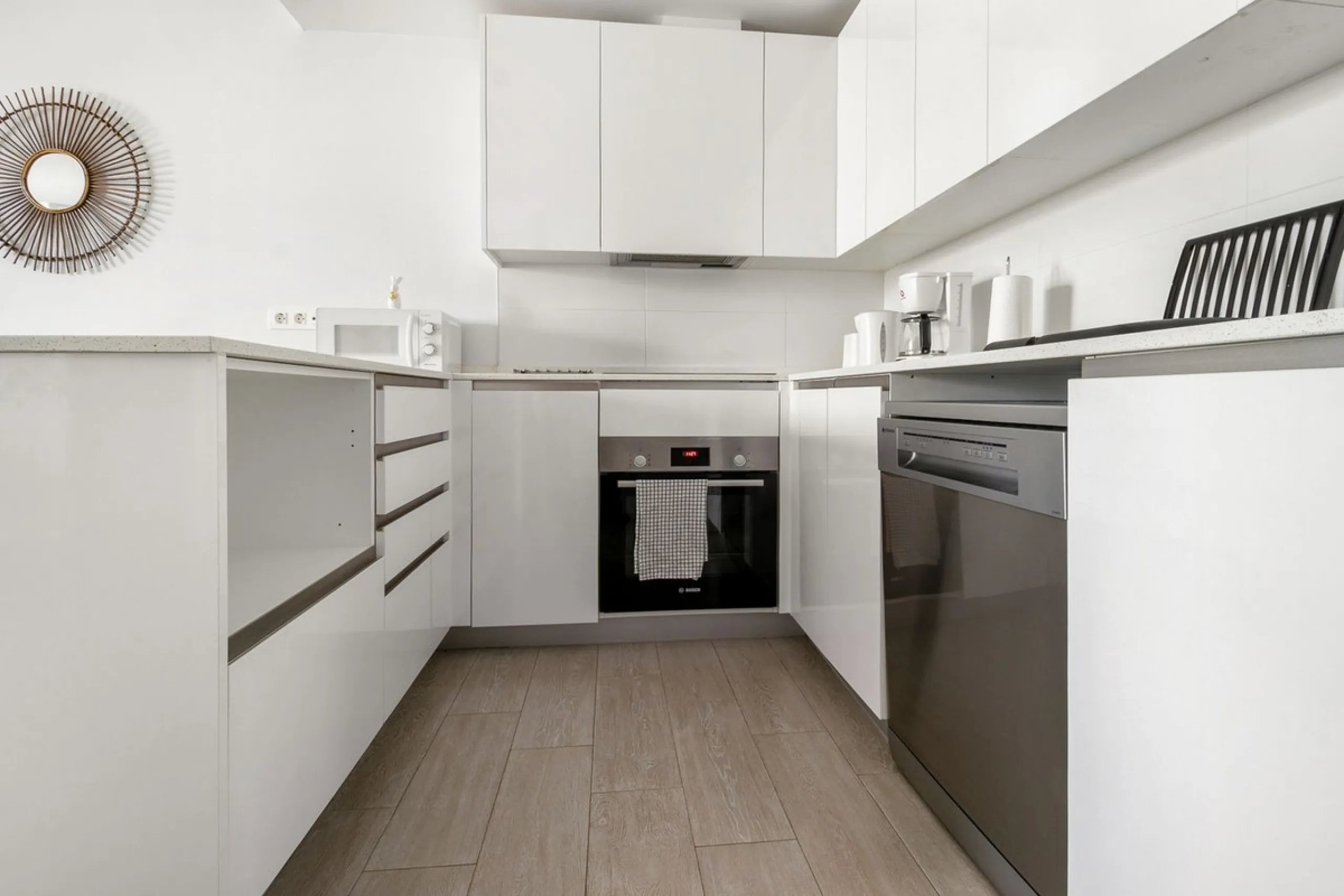 Apartment - Ground Floor Apartment в продаже в Torrox, Málaga. В доме 3 спален и 2 ванных комнат. Площадь дома 81 м²