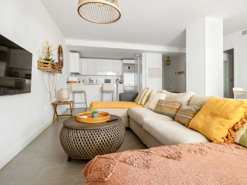 Apartment - Ground Floor Apartment в продаже в Torrox, Málaga. В доме 3 спален и 2 ванных комнат. Площадь дома 81 м²