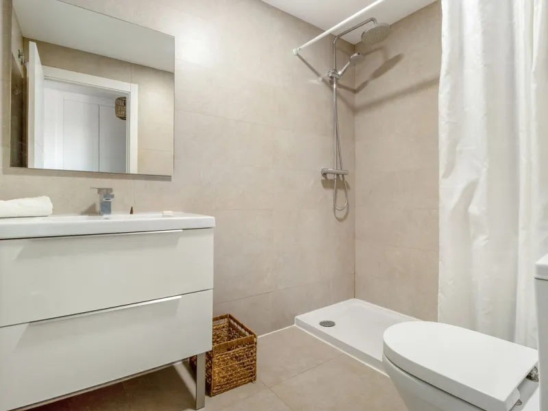 Apartment - Ground Floor Apartment в продаже в Torrox, Málaga. В доме 3 спален и 2 ванных комнат. Площадь дома 81 м²