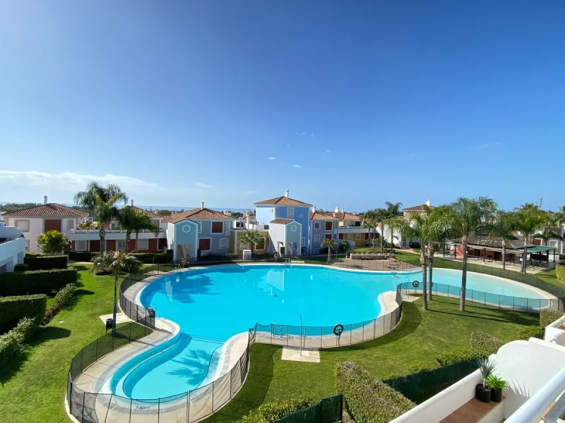 Penthouse in Cortijo del Mar.