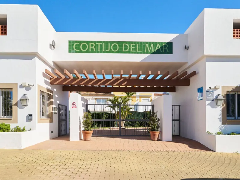 Penthouse in Cortijo del Mar.