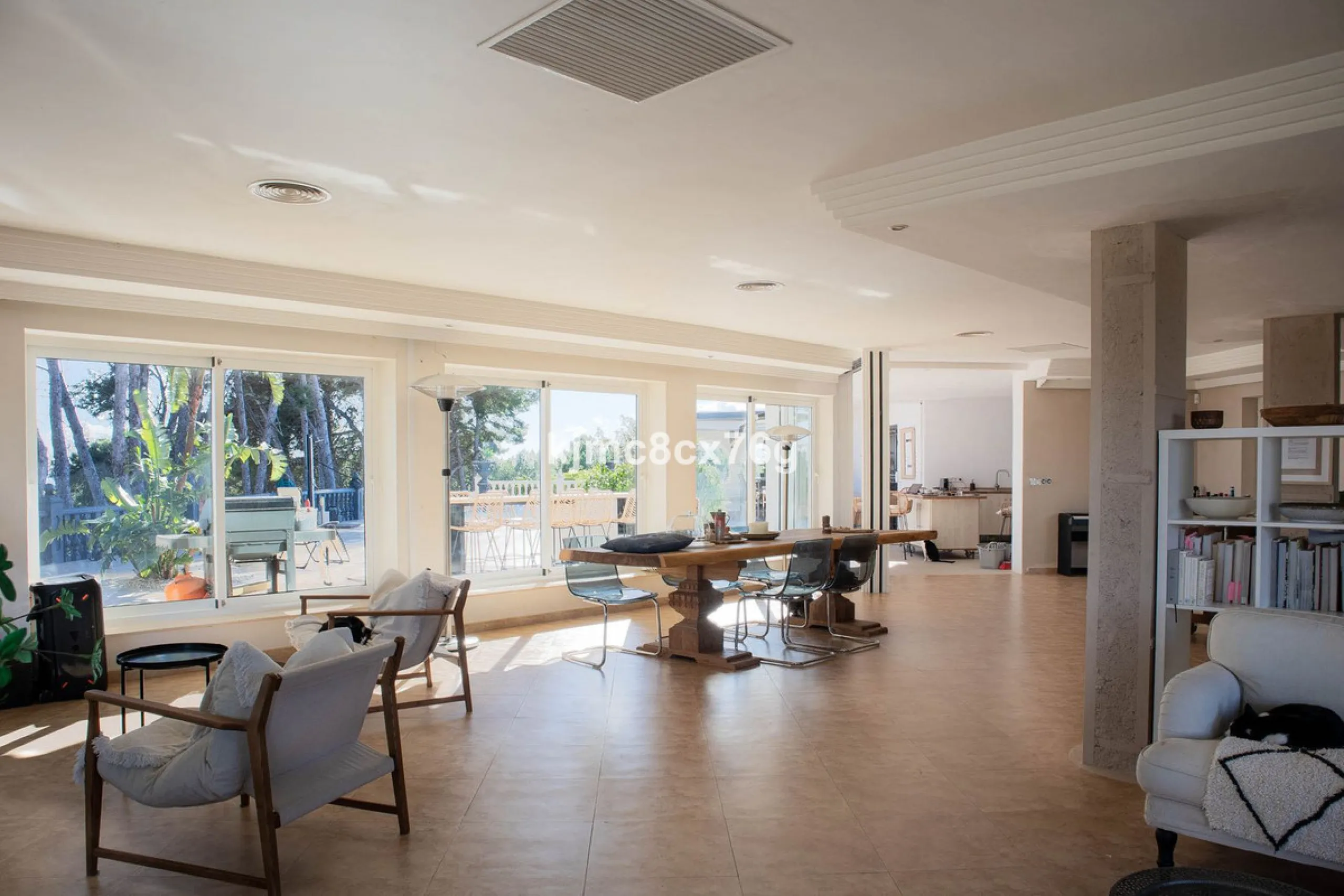 FOR SALE - EXCLUSIVE VILLA WITH 360º SEA AND MOUNTAIN VIEWS AT THE HIGHEST POINT OF TORREMOLINOS