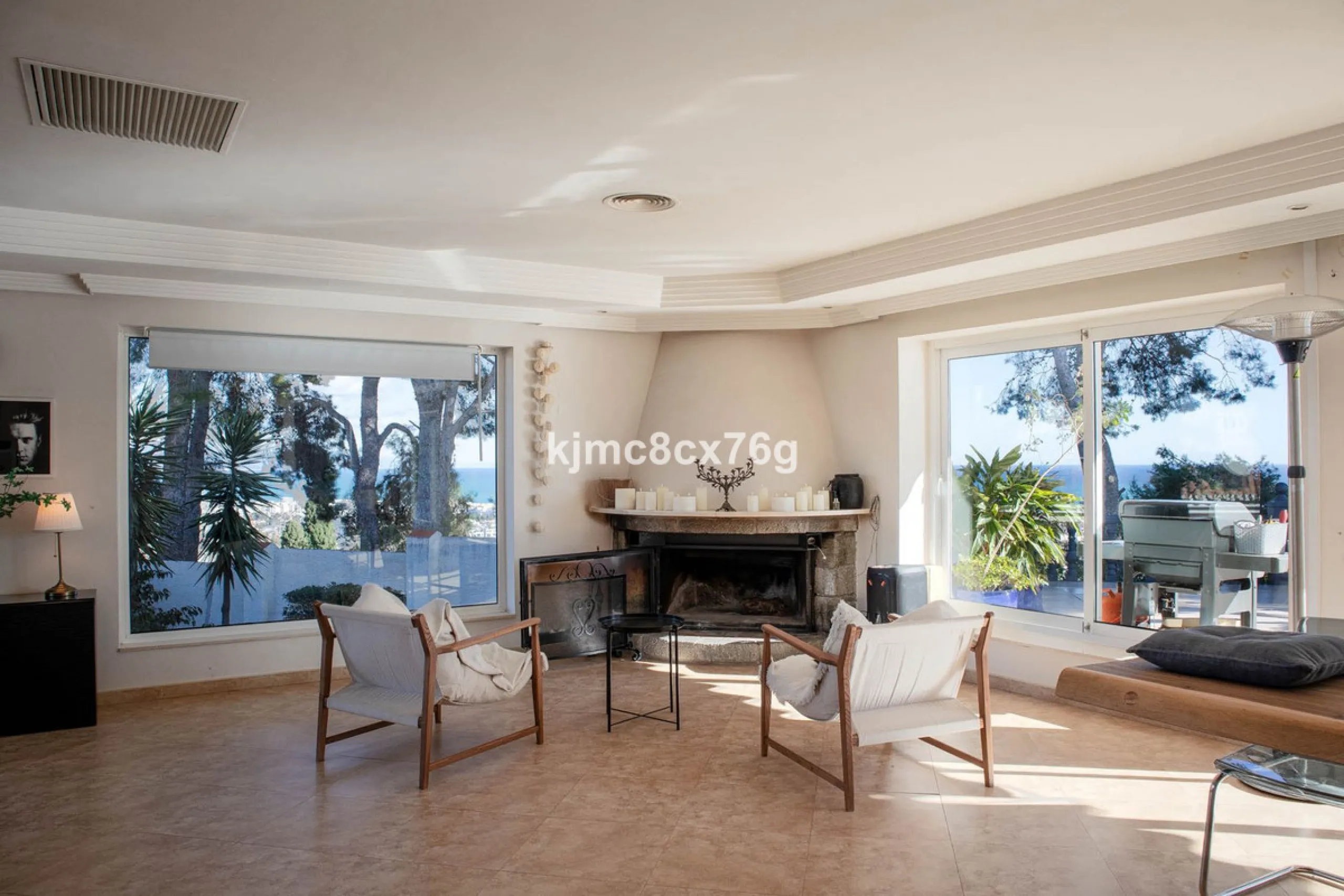 FOR SALE - EXCLUSIVE VILLA WITH 360º SEA AND MOUNTAIN VIEWS AT THE HIGHEST POINT OF TORREMOLINOS