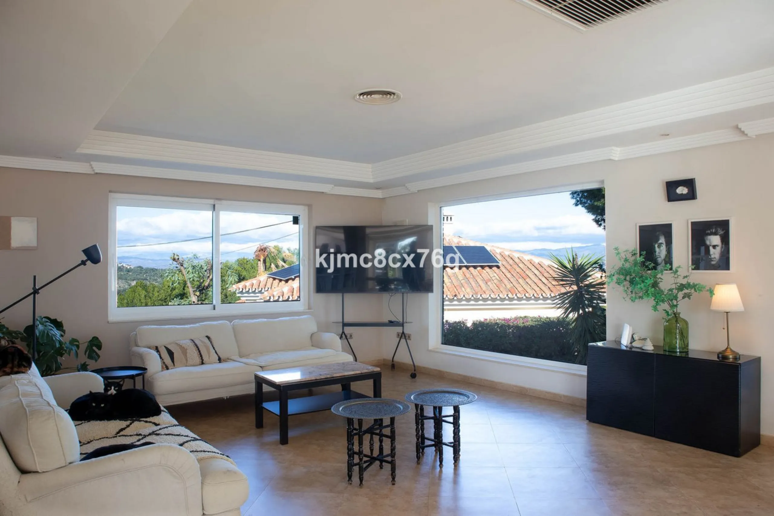 FOR SALE - EXCLUSIVE VILLA WITH 360º SEA AND MOUNTAIN VIEWS AT THE HIGHEST POINT OF TORREMOLINOS