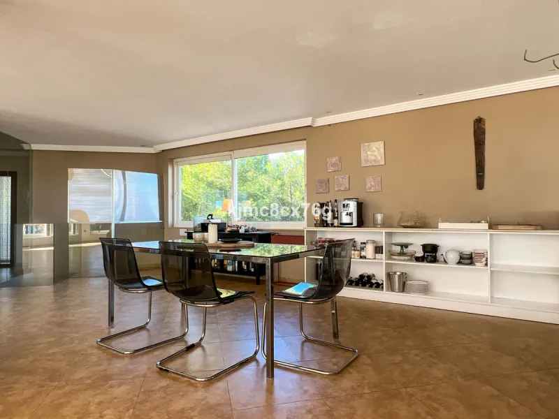 FOR SALE - EXCLUSIVE VILLA WITH 360º SEA AND MOUNTAIN VIEWS AT THE HIGHEST POINT OF TORREMOLINOS