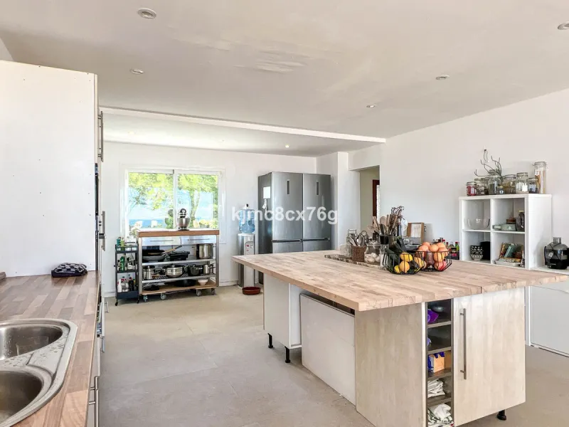 FOR SALE - EXCLUSIVE VILLA WITH 360º SEA AND MOUNTAIN VIEWS AT THE HIGHEST POINT OF TORREMOLINOS
