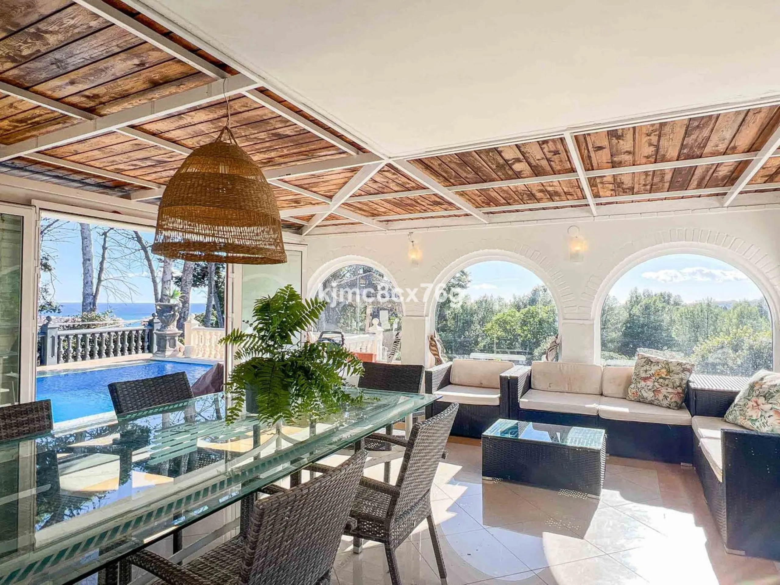 FOR SALE - EXCLUSIVE VILLA WITH 360º SEA AND MOUNTAIN VIEWS AT THE HIGHEST POINT OF TORREMOLINOS