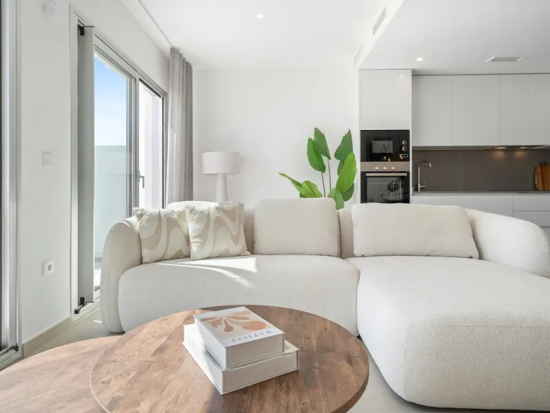 Apartment - Penthouse в продаже в Estepona, Málaga. В доме 3 спален и 2 ванных комнат. Площадь дома 104 м²
