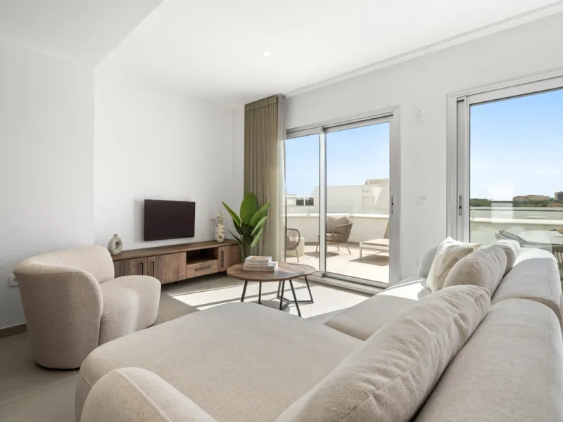 Apartment - Penthouse в продаже в Estepona, Málaga. В доме 3 спален и 2 ванных комнат. Площадь дома 104 м²