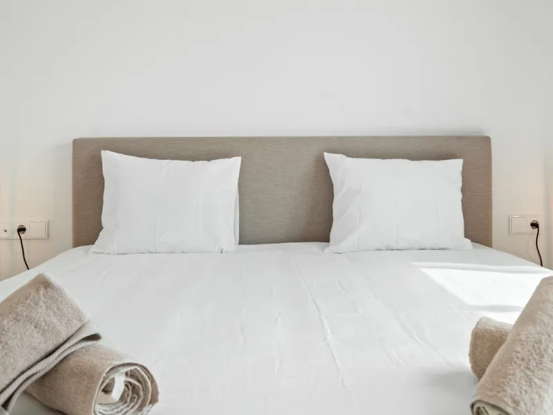 Apartment - Penthouse в продаже в Estepona, Málaga. В доме 3 спален и 2 ванных комнат. Площадь дома 104 м²
