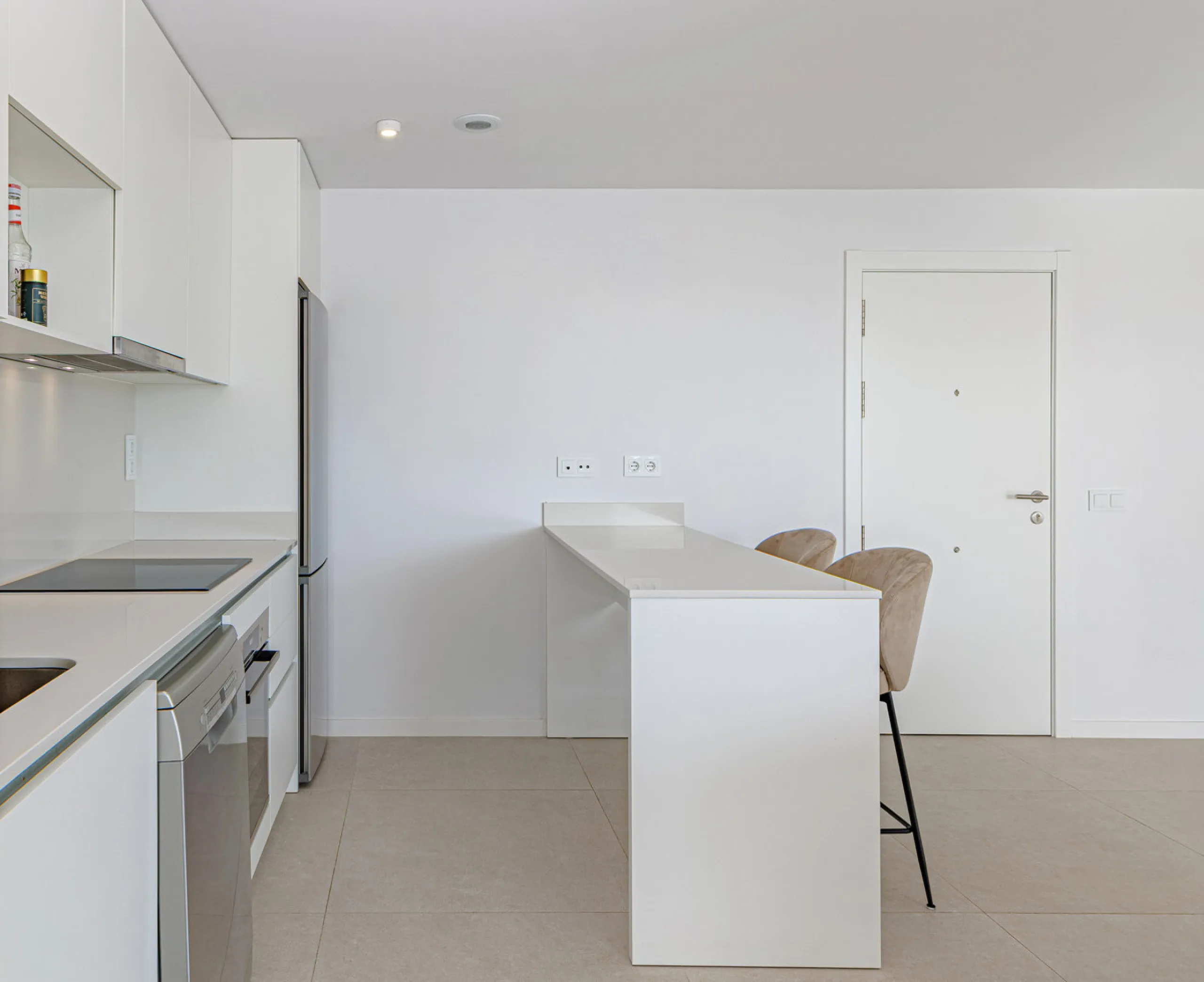 Apartment - Penthouse в продаже в Estepona, Málaga. В доме 3 спален и 2 ванных комнат. Площадь дома 123 м²