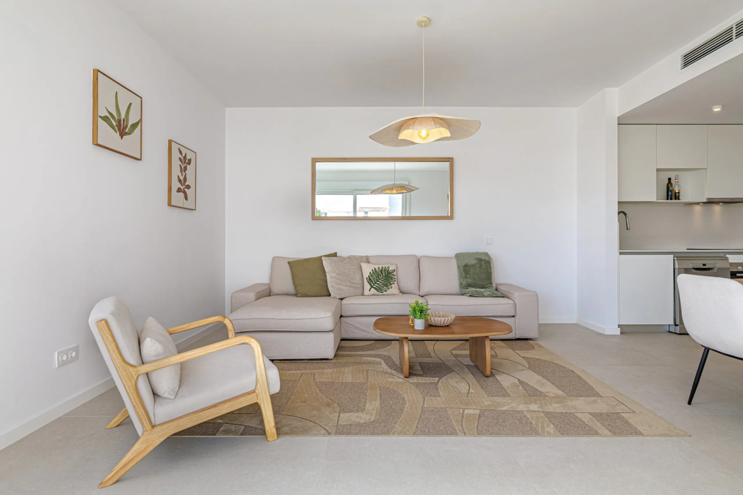 Apartment - Penthouse в продаже в Estepona, Málaga. В доме 3 спален и 2 ванных комнат. Площадь дома 123 м²