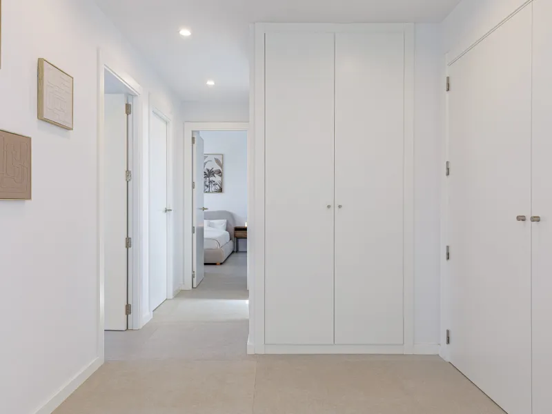 Apartment - Penthouse в продаже в Estepona, Málaga. В доме 3 спален и 2 ванных комнат. Площадь дома 123 м²
